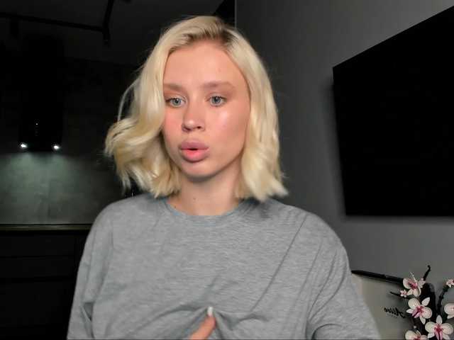 Sunlovv online show from August 9, 11:22 am