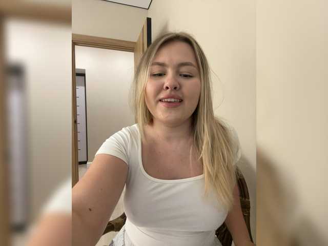 SunshineEmma online show from August 15, 3:54 am