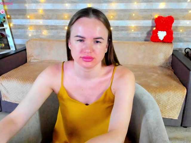 SusanSmite online show from August 11, 6:54 pm