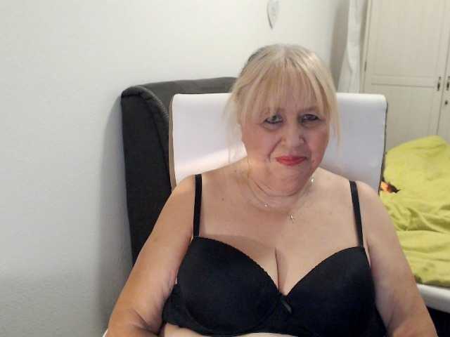 SusiLife online show from August 8, 9:37 pm