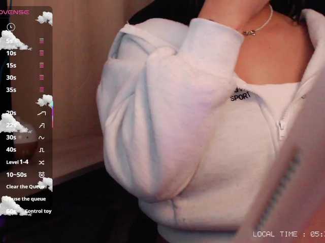 Sweet-emily  online show from August 12, 10:39 am