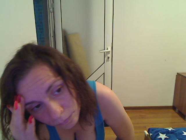 SweetAdela online show from August 1, 9:32 pm