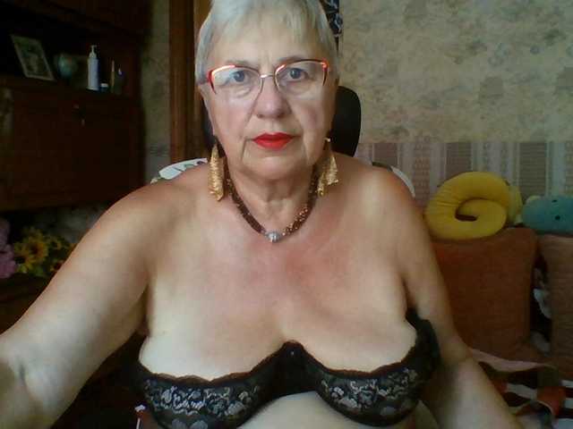SweetCherry00 online show from August 8, 1:00 pm