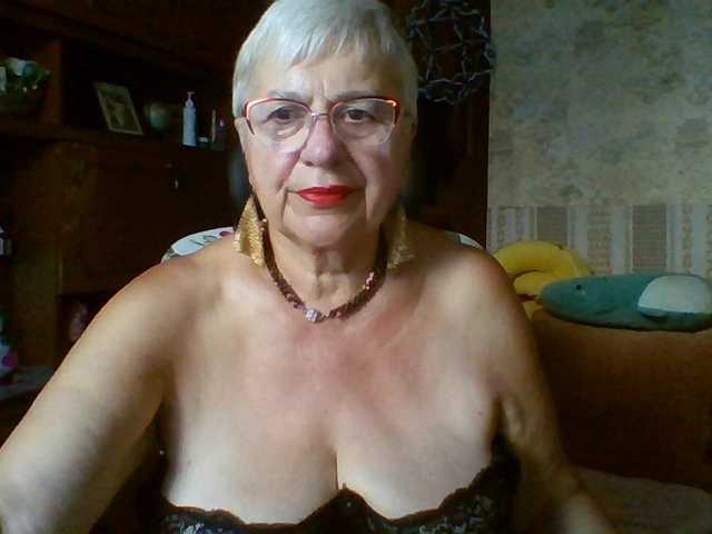 SweetCherry00 online show from August 9, 5:30 am