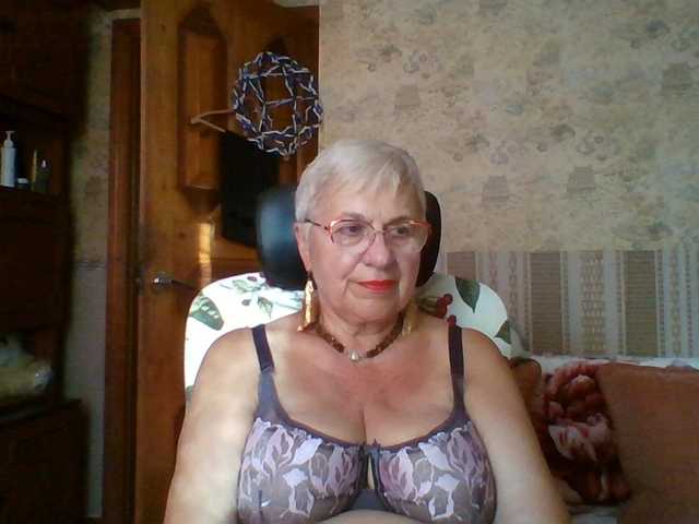 SweetCherry00 online show from August 9, 3:35 pm