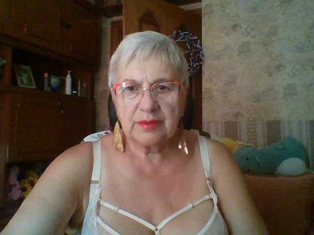 SweetCherry00 online show from August 10, 1:23 pm
