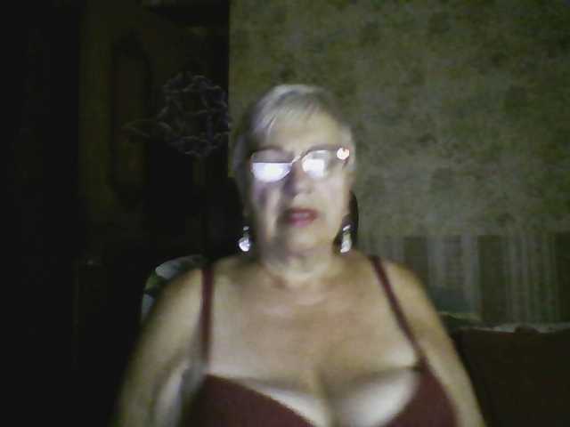 SweetCherry00 online show from August 12, 1:52 am