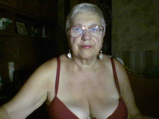 SweetCherry00 online show from August 12, 3:09 am