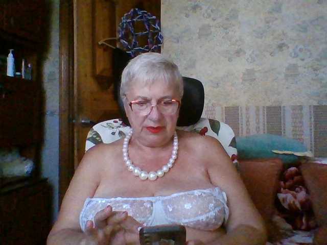 SweetCherry00 online show from August 12, 8:38 am