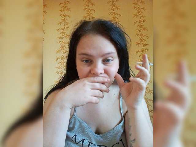 SweetPiggy13 online show from July 18, 1:56 pm