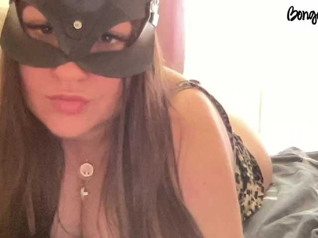 SweetStrawberry1 online show from August 5, 12:58 pm