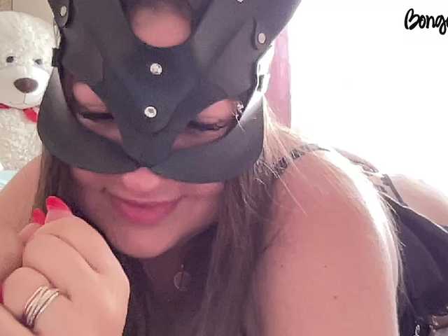 SweetStrawberry1 online show from August 10, 2:29 pm