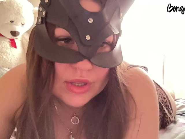 SweetStrawberry1 online show from August 14, 2:43 pm