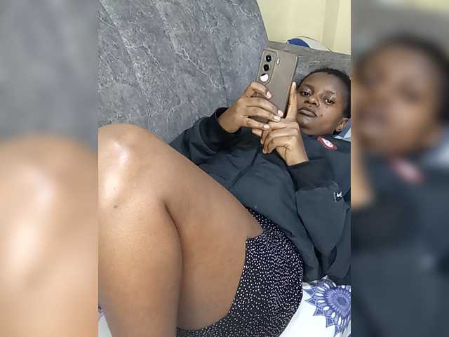 Sweetberry71 online show from August 5, 3:37 am