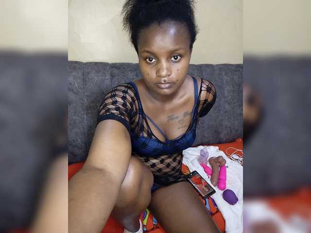 Sweetberry71 online show from August 10, 2:57 am