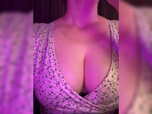 Sweetdee07 online show from July 31, 4:45 pm