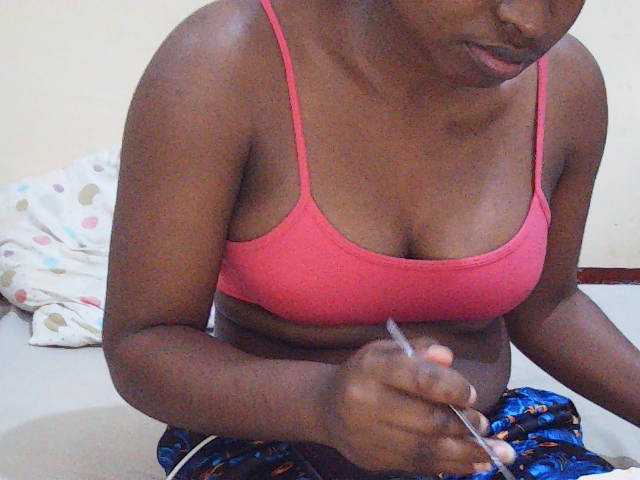 Sweetdiva2 online show from August 13, 8:12 pm