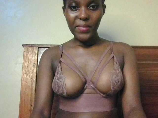 Sweetebonyy online show from August 14, 8:01 pm
