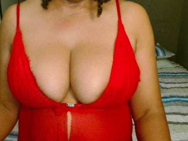 Sweetlilya online show from April 14, 4:25 pm