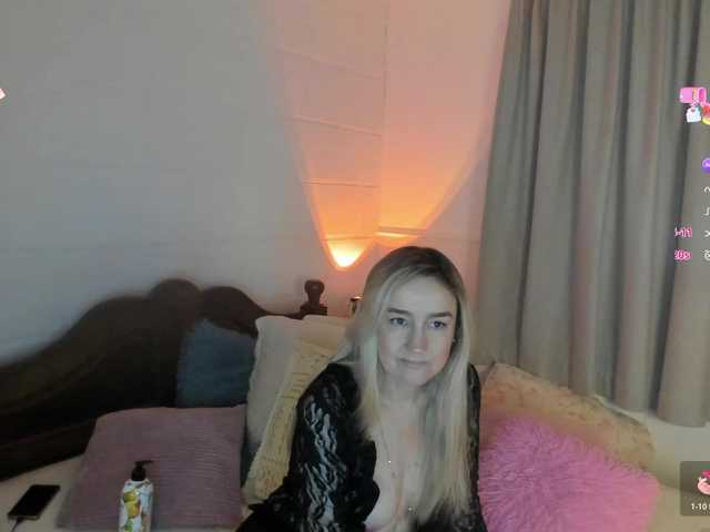 Sweetnina online show from August 1, 9:21 pm
