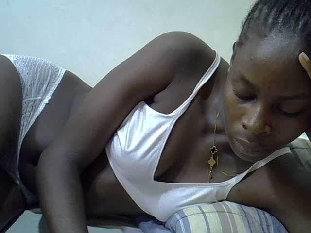 Sweetpussie online show from August 5, 9:40 am