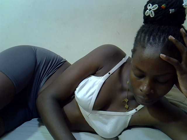 Sweetpussie online show from August 14, 10:19 am
