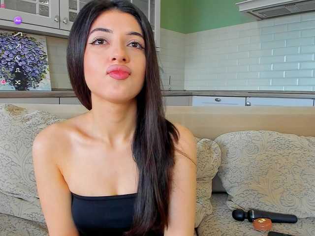 SweetyKissy online show from July 31, 7:14 am