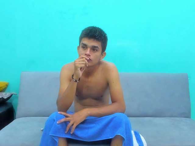 Swinger-Party online show from August 12, 7:38 pm