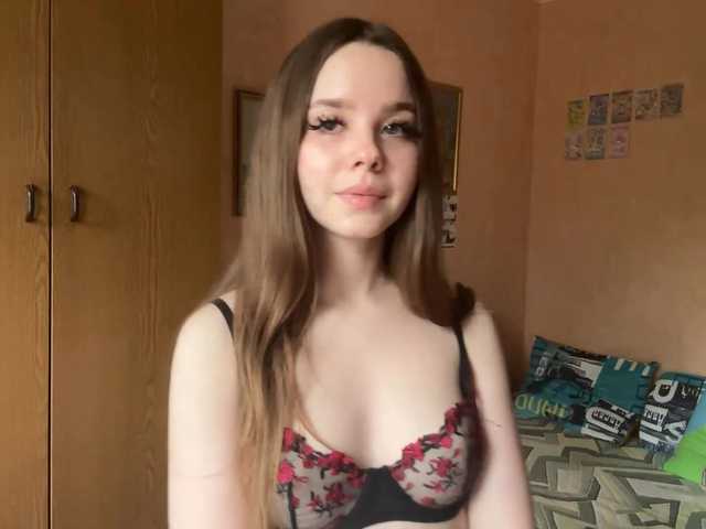 T1ffany online show from July 3, 12:51 pm