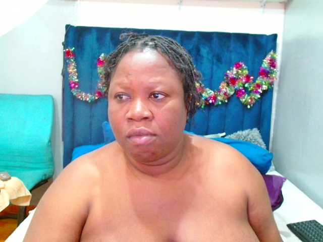 TRUEBELLA online show from March 4, 1:30 pm