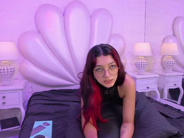 TaniaPierce online show from August 5, 4:16 pm