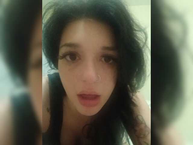 Tastycakes96 online show from June 1, 10:24 pm