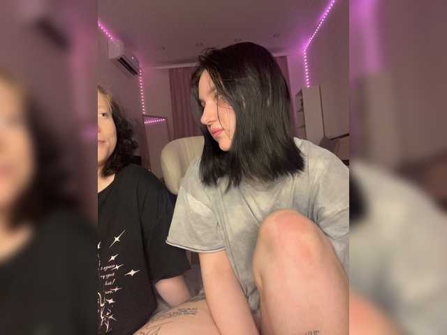 TeaseDuo online show from August 12, 11:07 pm