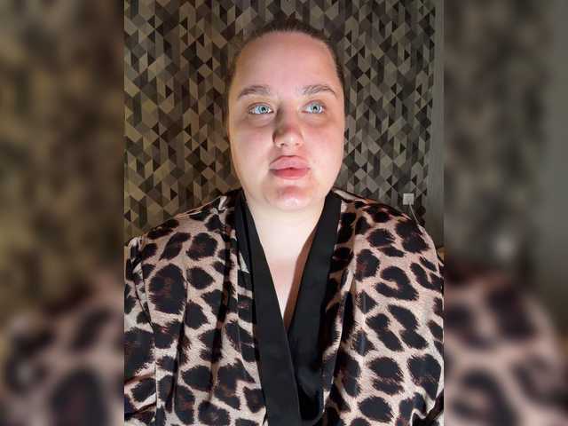 TeddyGirl online show from August 16, 11:03 am
