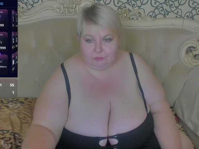 TerezaHall online show from August 5, 8:40 pm