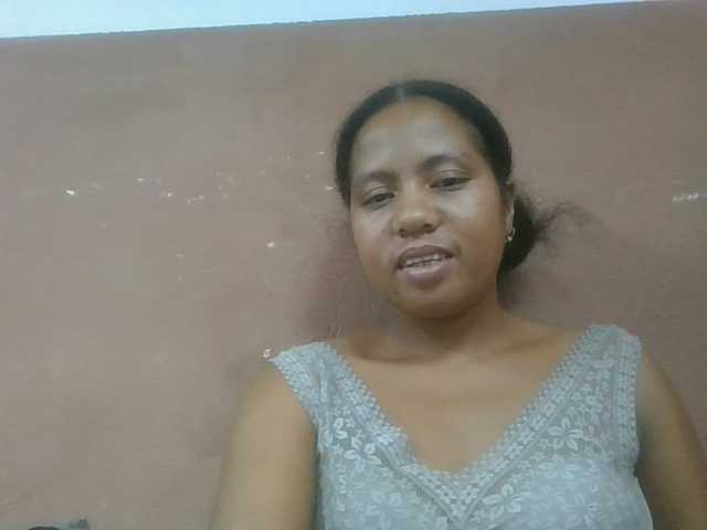 Tharcile online show from August 14, 8:18 am