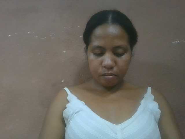 Tharcile online show from August 15, 2:32 pm