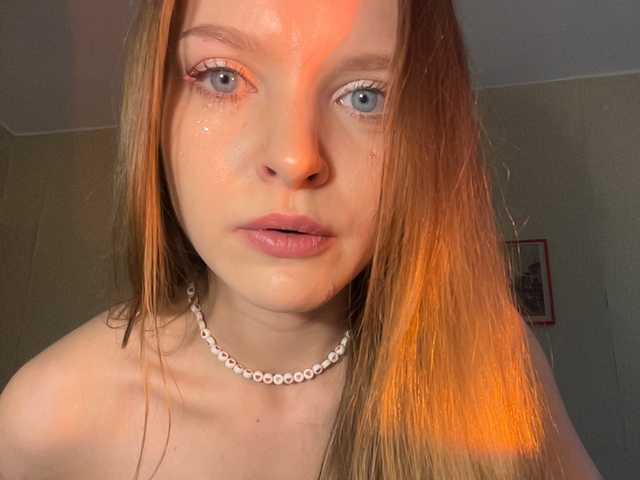 ThatTripPink3 online show from May 4, 6:53 pm