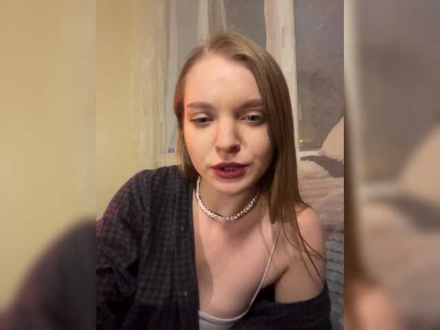 ThatTripPink3 online show from May 28, 8:34 pm