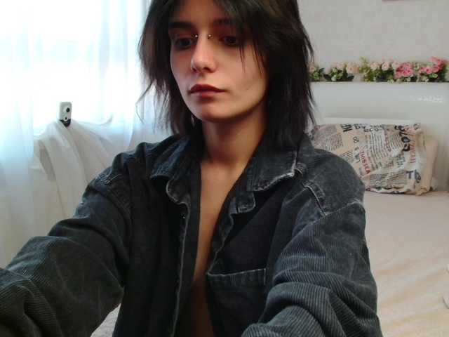 TheSluttyFox online show from August 15, 12:09 pm
