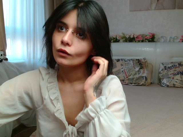 TheSluttyFox online show from August 15, 2:32 pm