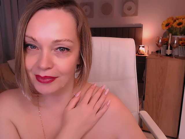 Tilly-Eliot online show from July 26, 11:43 pm