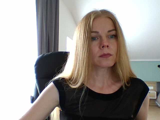 BlondaTina online show from July 22, 10:39 am