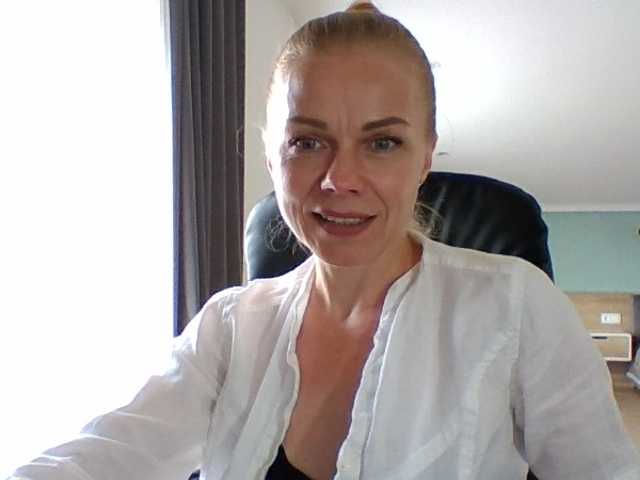 BlondaTina online show from August 1, 2:56 pm