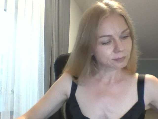 BlondaTina online show from August 6, 2:38 pm