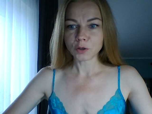 BlondaTina online show from August 11, 4:14 am