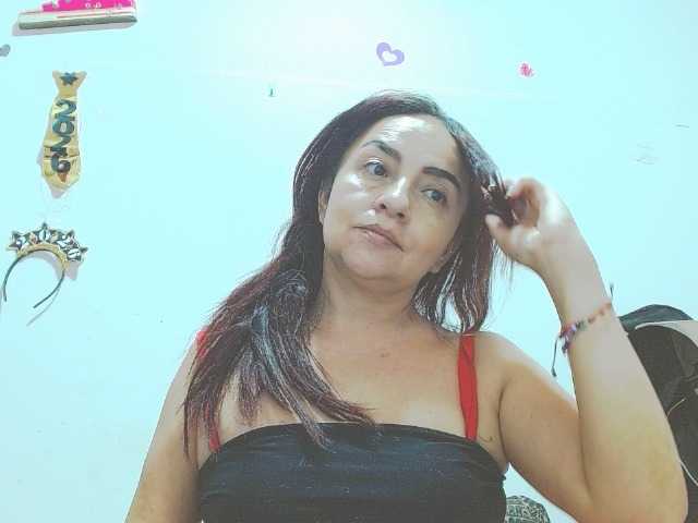 TinaSexy69 online show from May 4, 10:33 pm