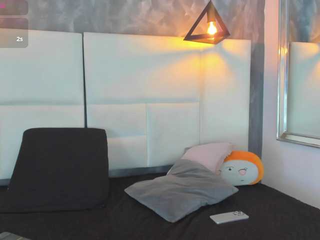 Tracy-Wright online show from August 5, 6:39 pm