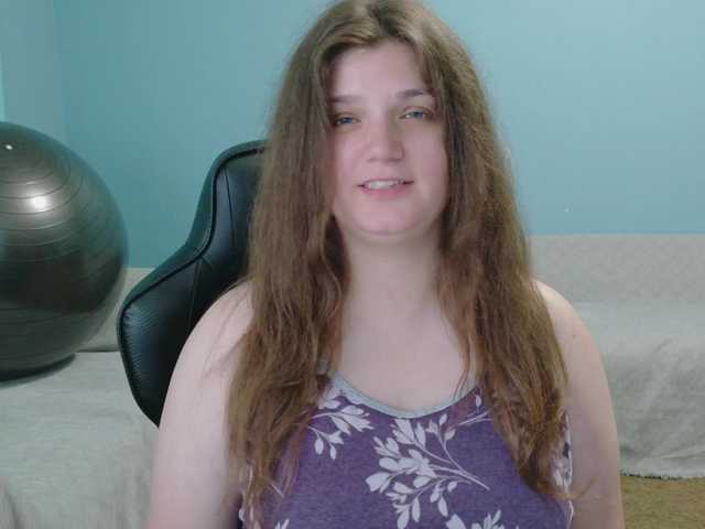TreeJeanne online show from July 24, 4:15 am