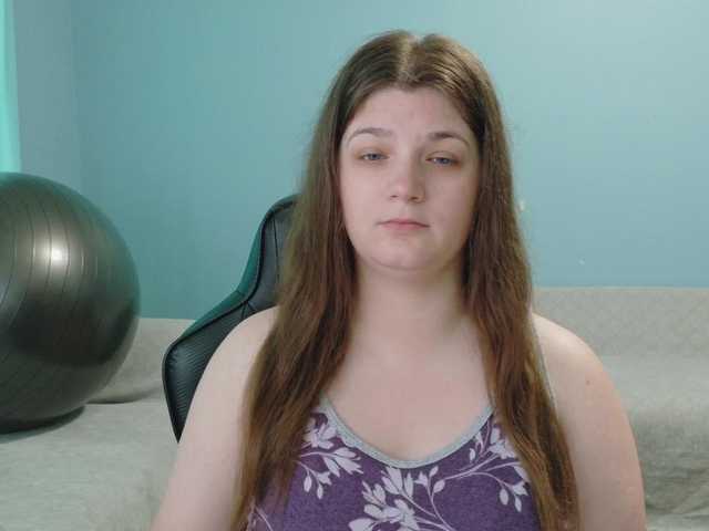 TreeJeanne online show from July 26, 10:37 pm